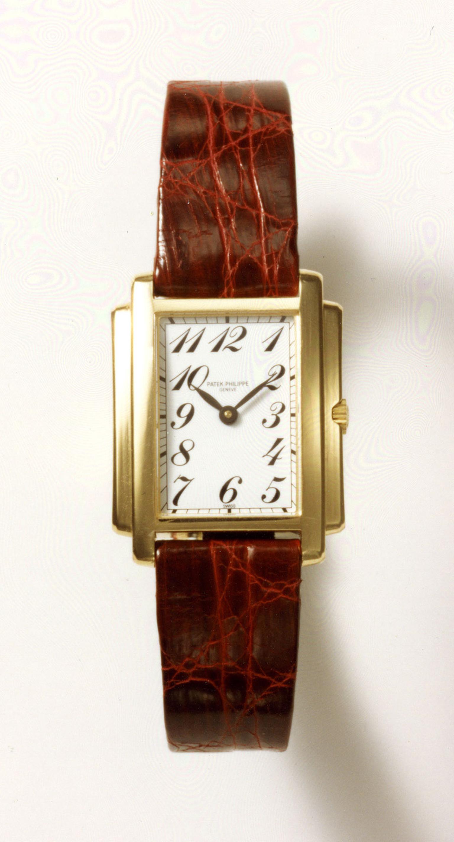 Patek-Philippe-1993_4824_01.jpg