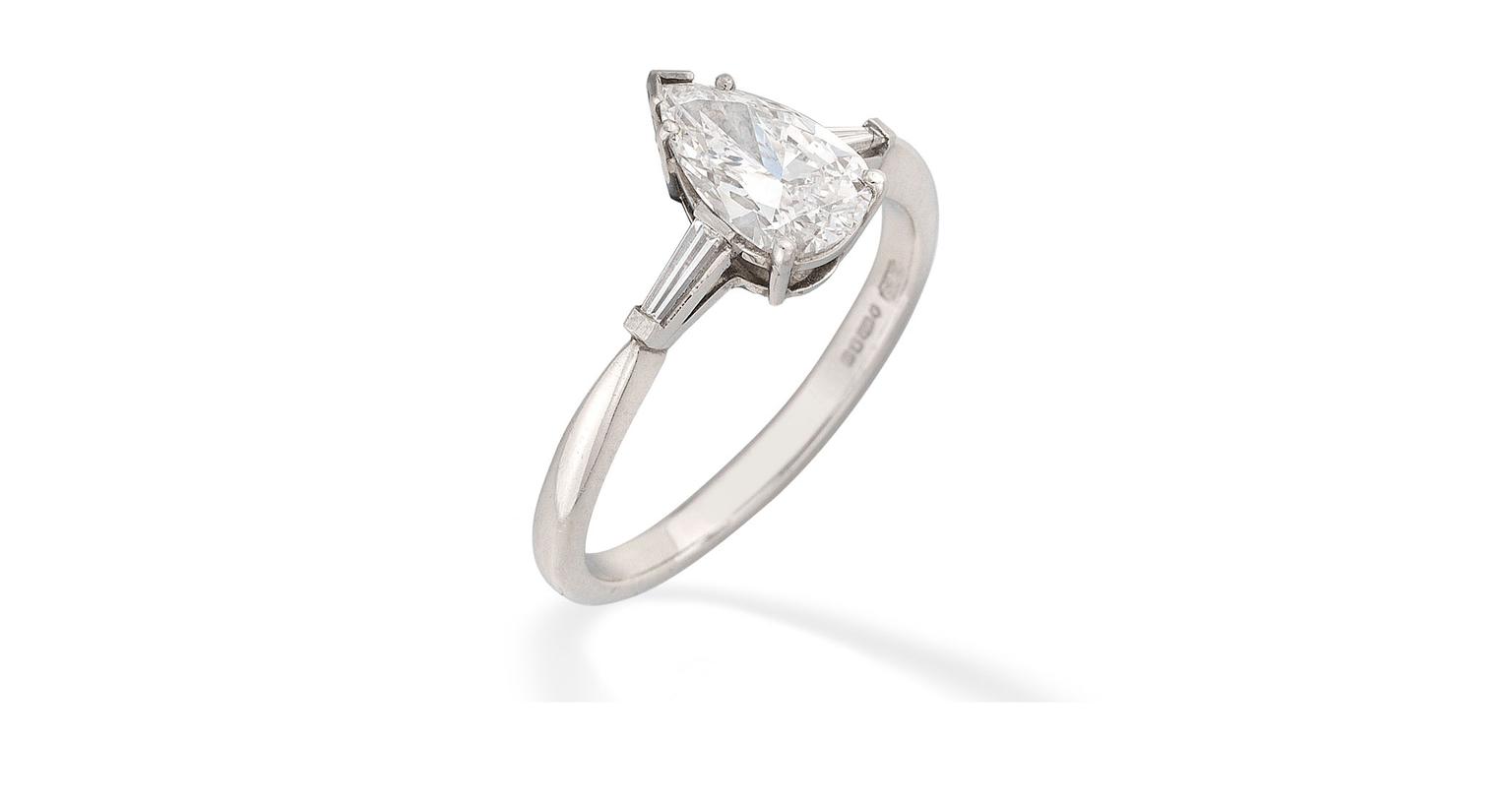 Graff Ring Three Stone - 5 For Sale on 1stDibs | graff three stone ring