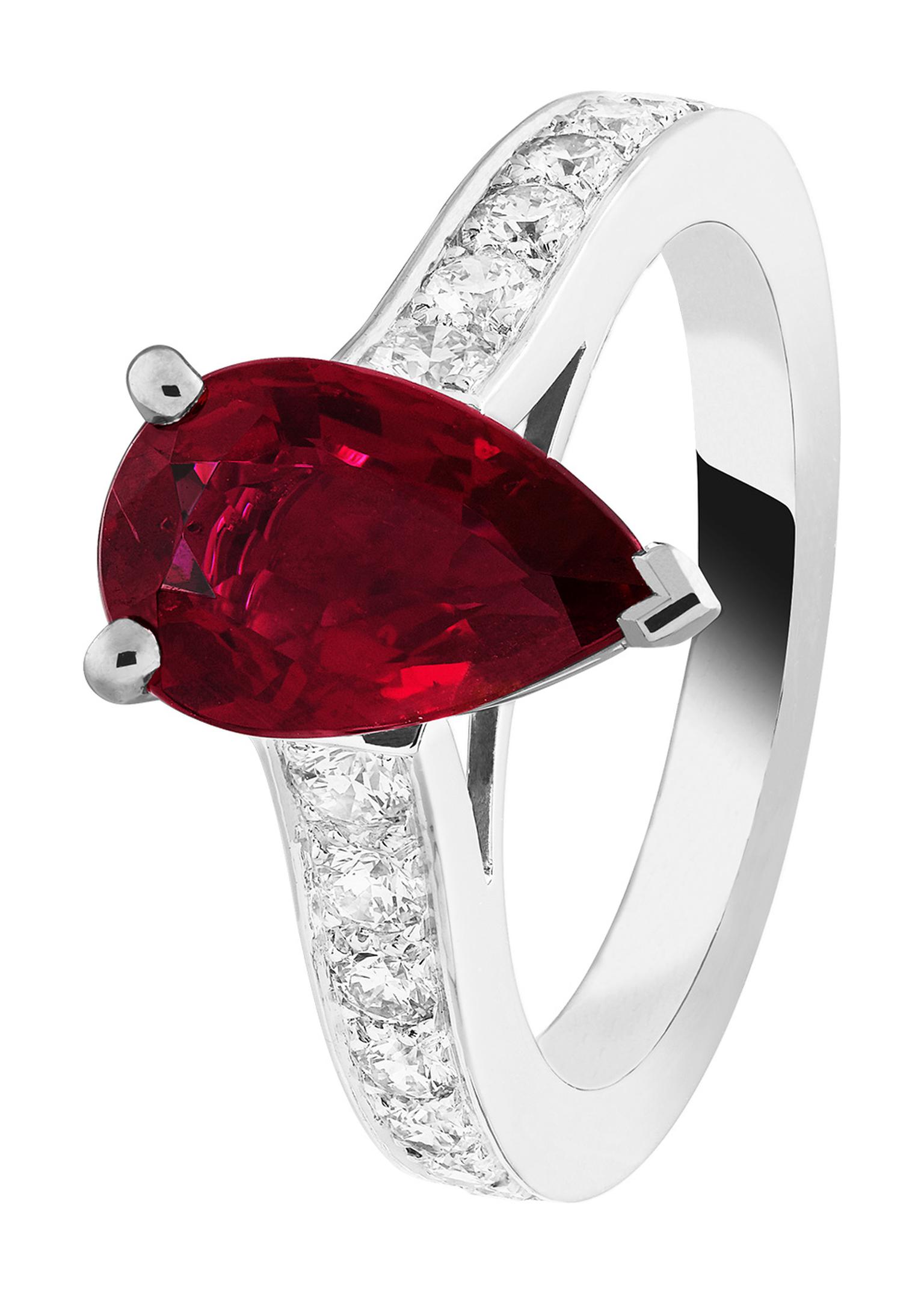 VanCleefrubyring.jpg