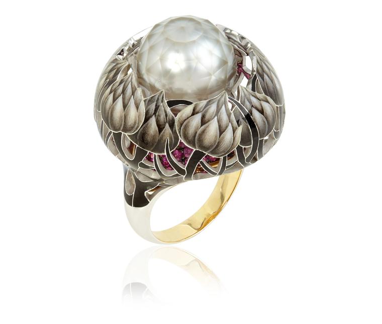 Annoushka-Burdock-Ring-zoom