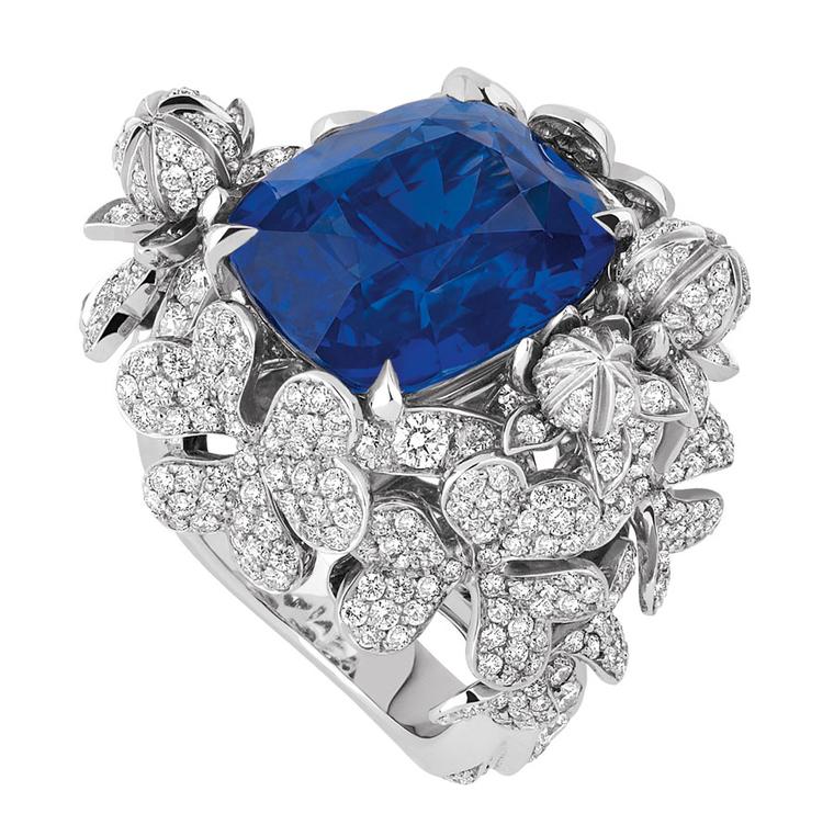 Dior-PRECIEUSES-TREFLE-RING-SAPPHIRE