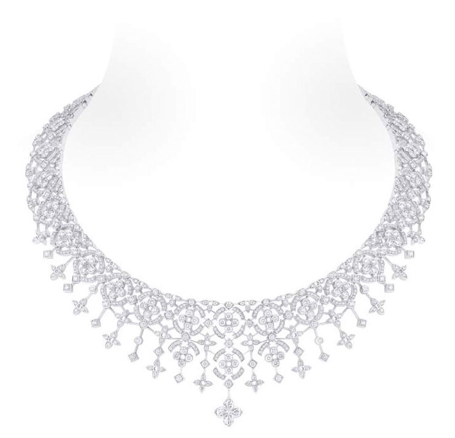 Louis-Vuitton_Haute-Joaillerie_Voyage-dans-le-temps_Dentelle-d hiver---1.jpg