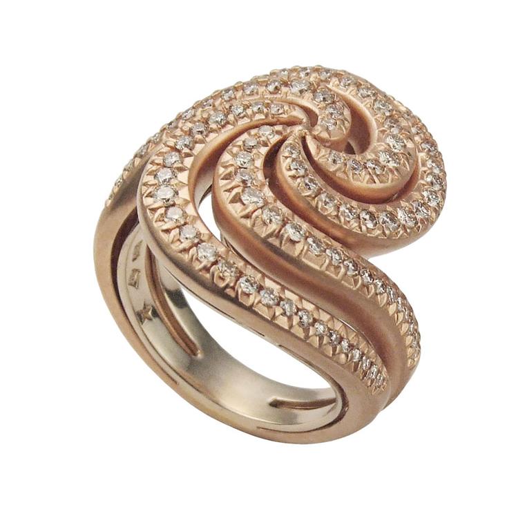 H-Stern-Ring-in-rose-and-Noble-Gold-with-diamond