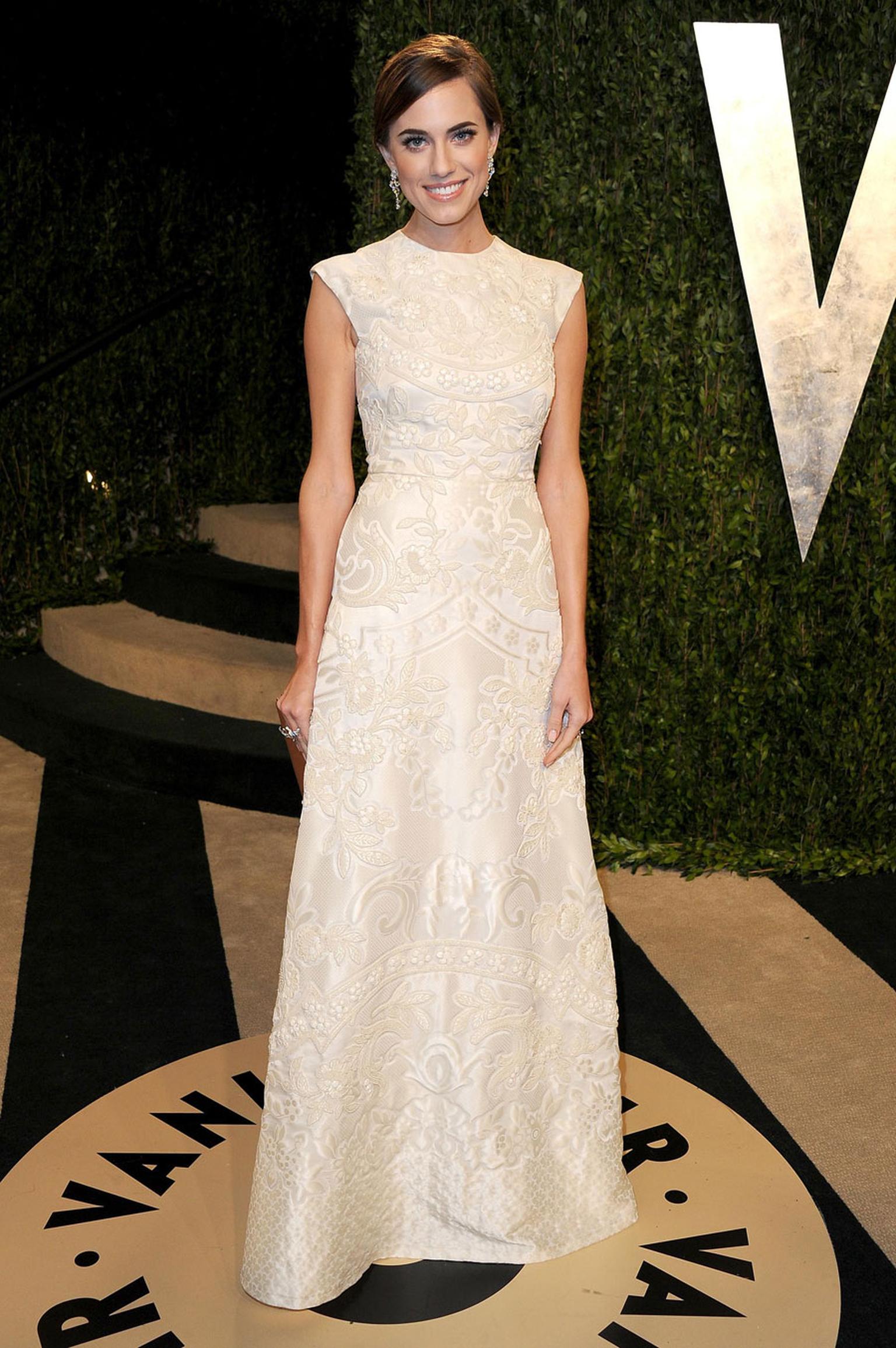 Allison-Williams---Van-Cleef-and-Arpels---Photo-by-Pascal-Le-Segretain-Getty-Images-162607403