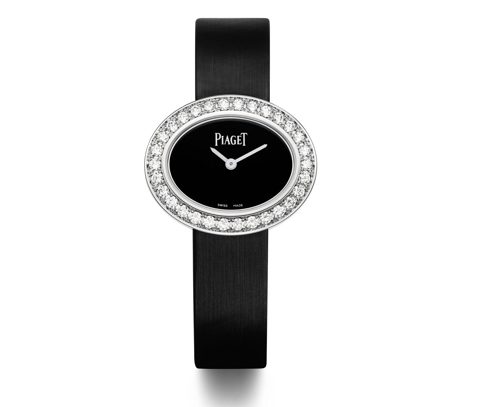 Piaget-Limelight-Oval-Black-Zoom