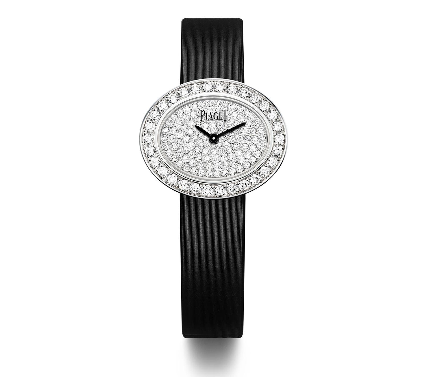 Piaget-Limelight-Oval-Diamonds-Zoom