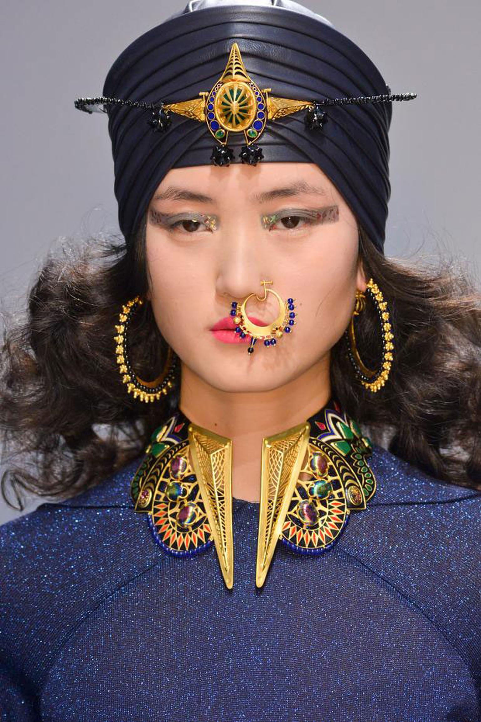 Amrapali nose ring clearance