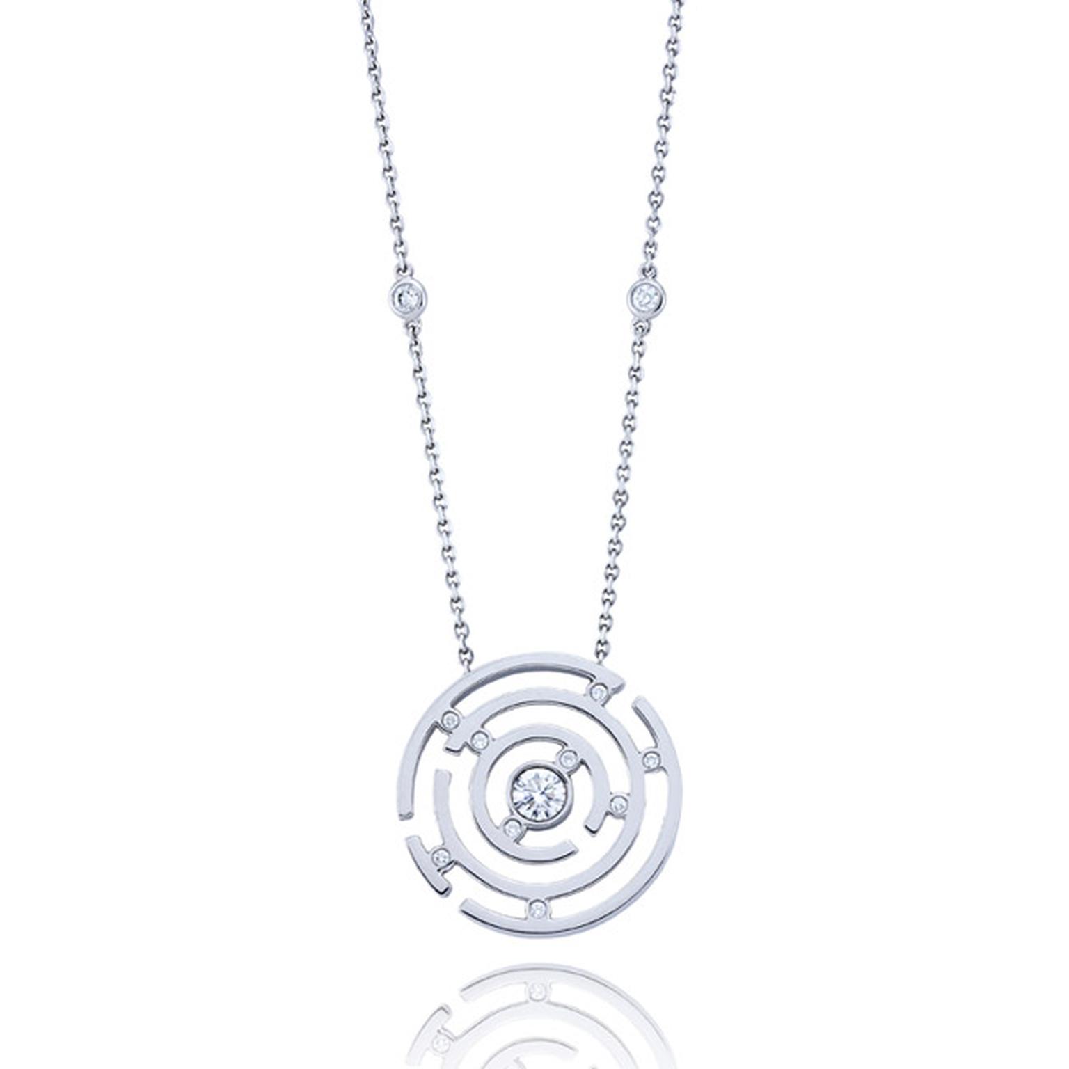 Boodles-Maze-WG-Pendant-main