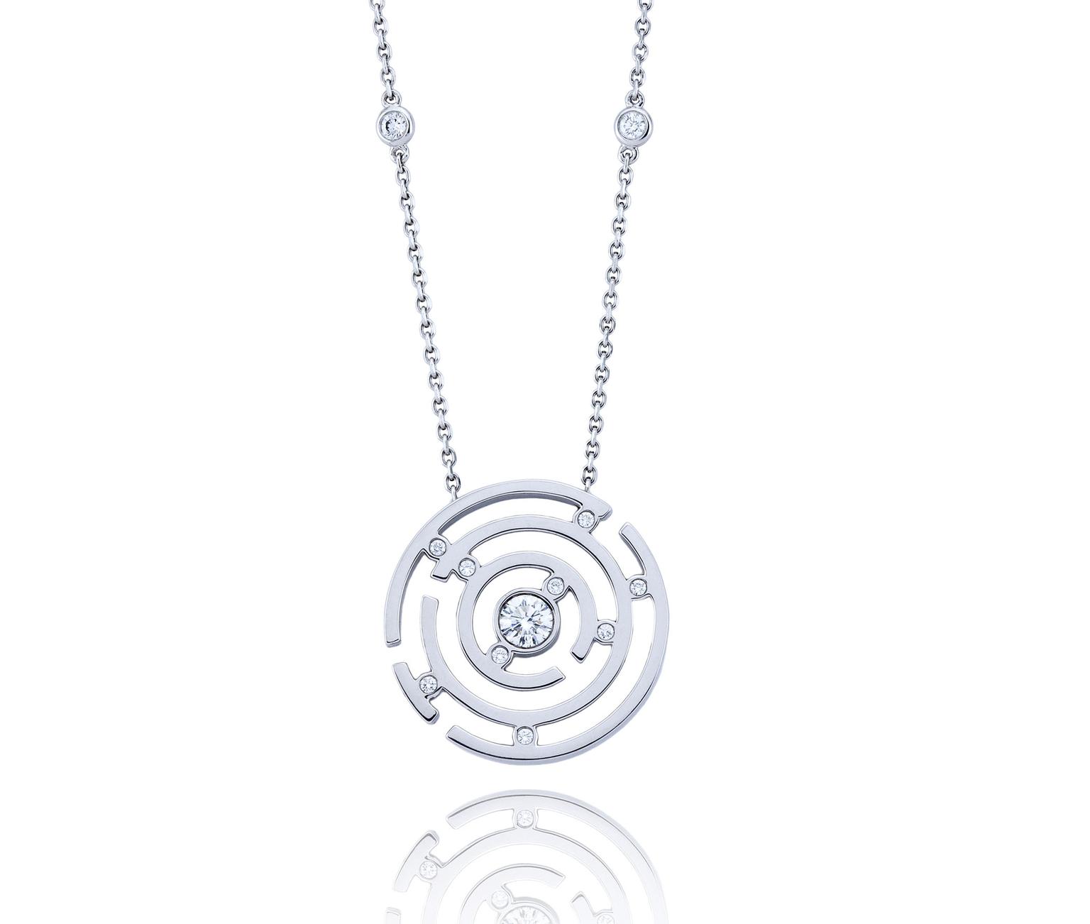 Boodles-Maze-WG-Pendant-zoom