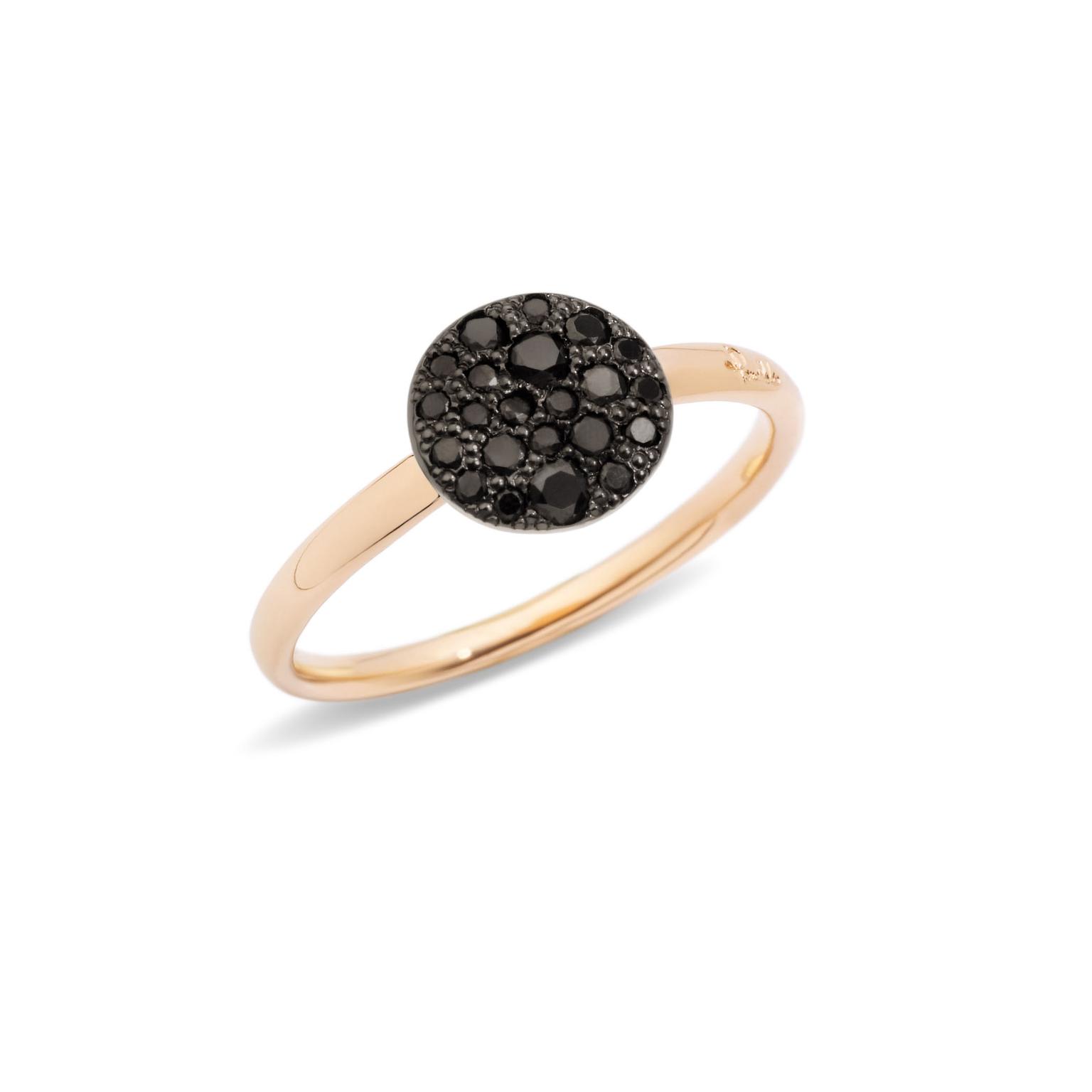 Pomellato-Sabbia-Black-Diamond-Ring-Zoom