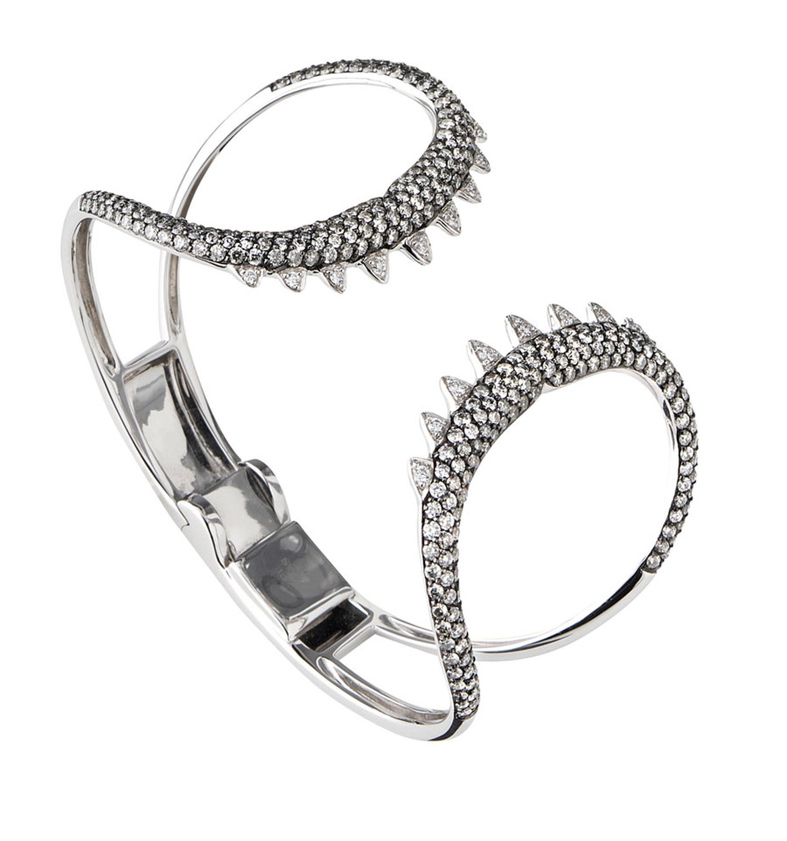 Stephen-Webster-Jewels-Verne-Jaws-Cuff.jpg