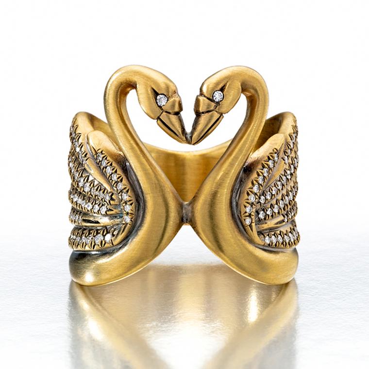 Cleves _Gold _Diamonds Swan Br Image