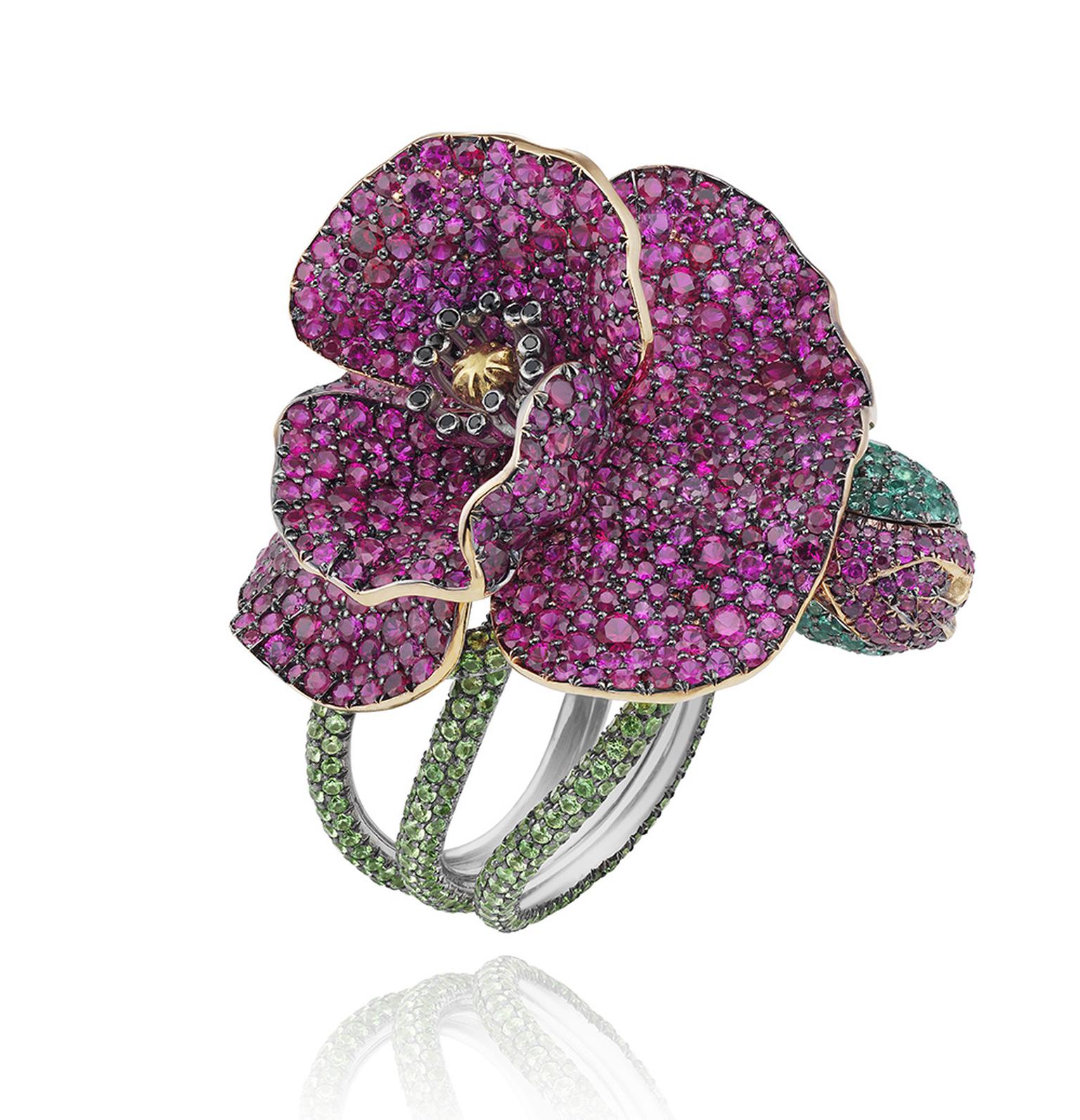 CHOPARDFlowerRingRedCarpetCollection2013.jpg