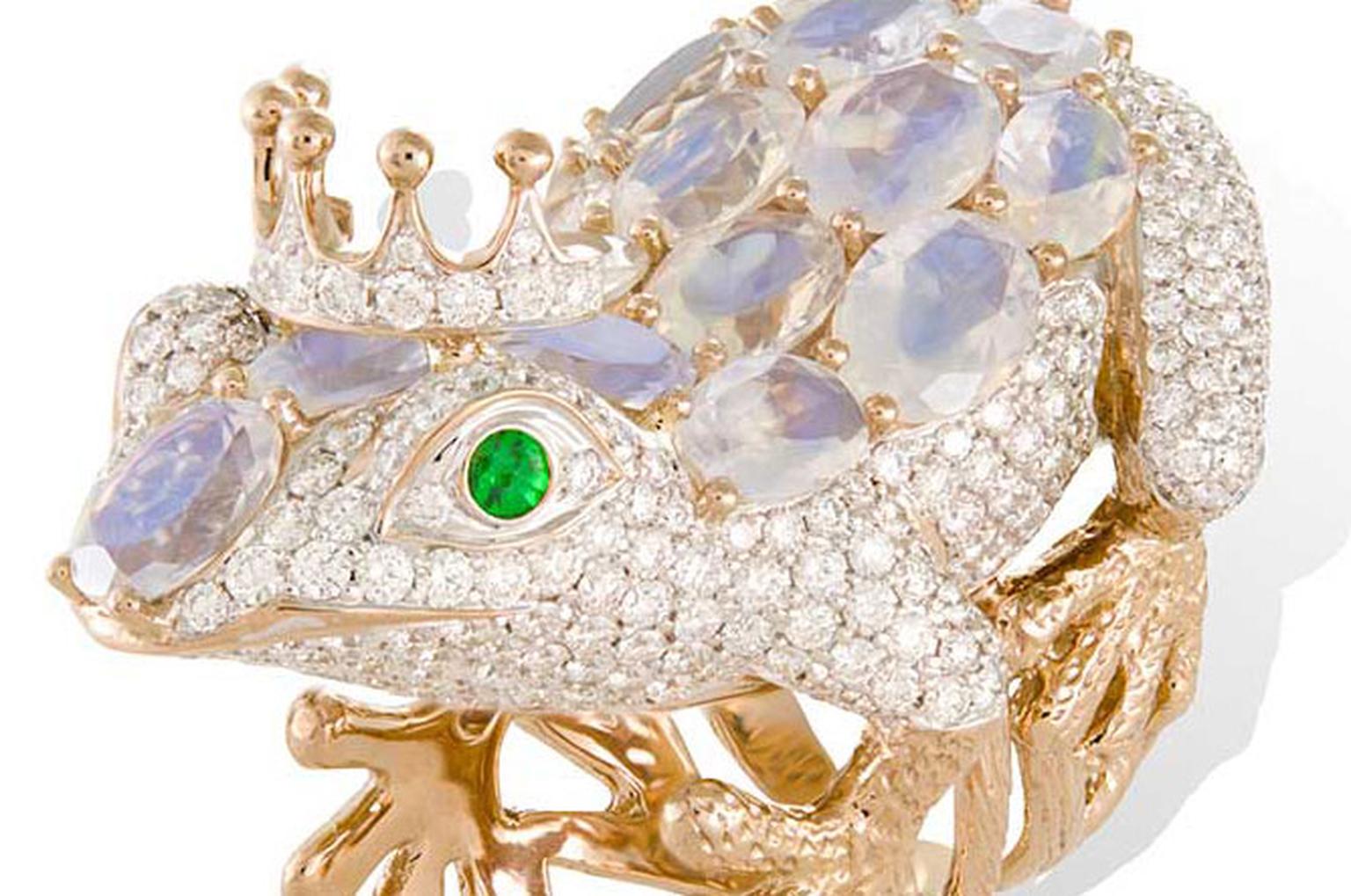 Lydia Courteille Frog ring