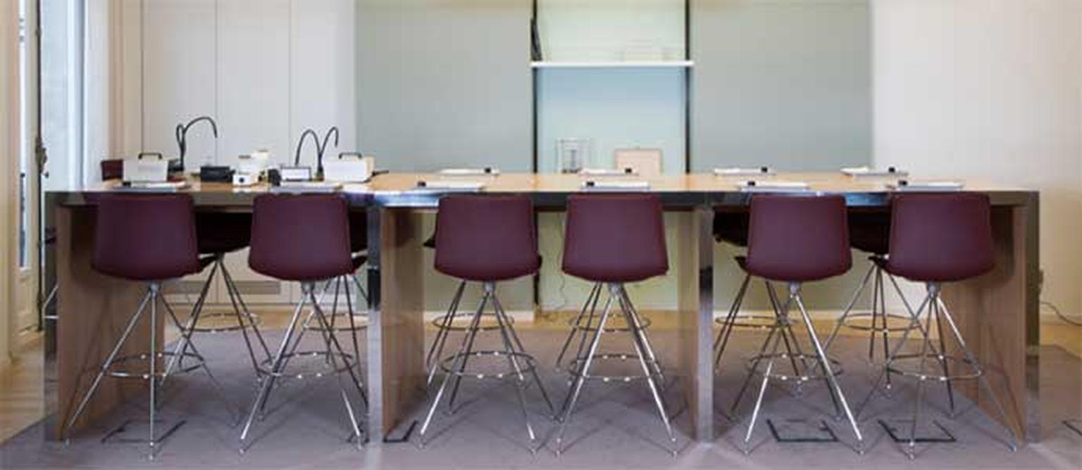 The Gemology classroom at L'École Van Cleef & Arpels.