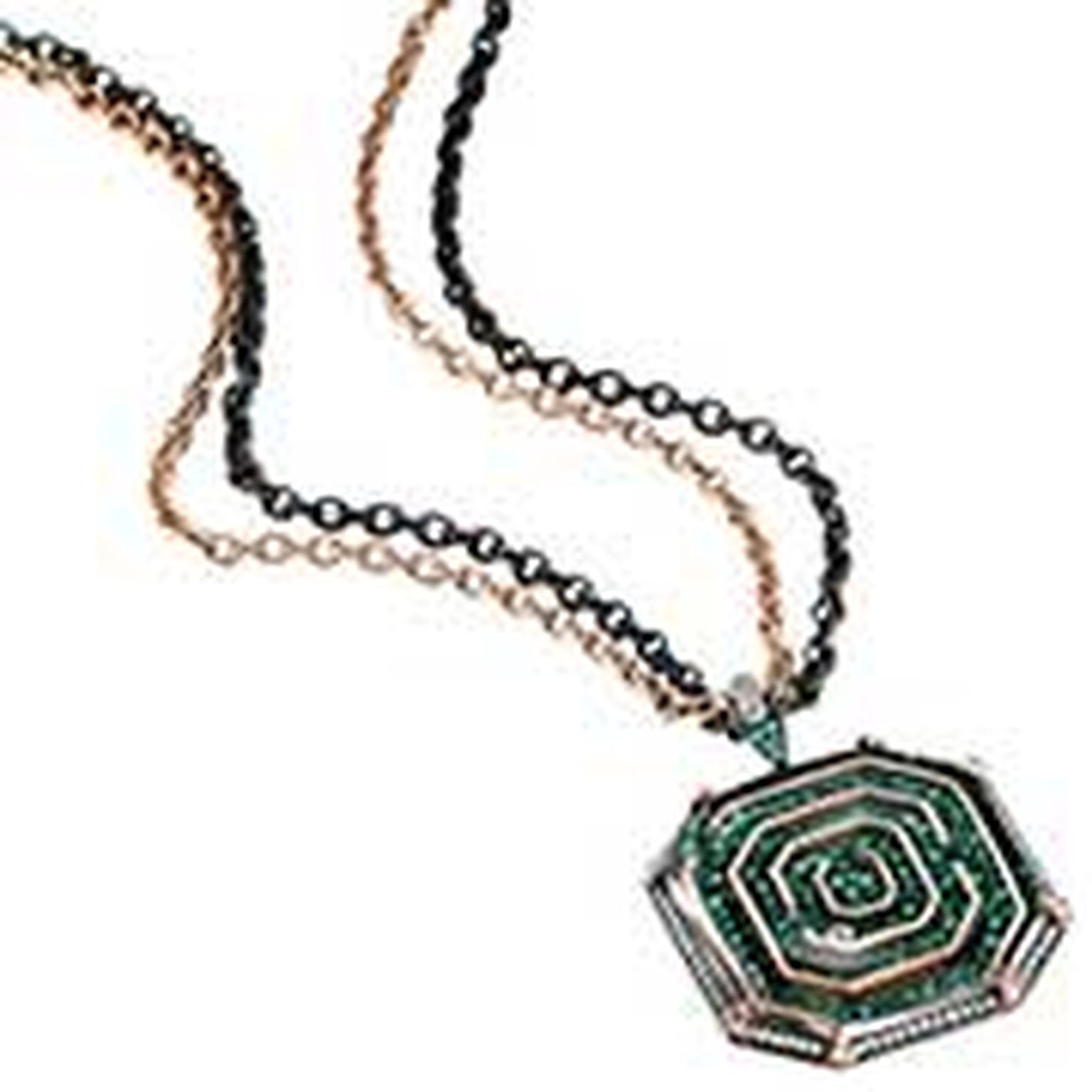 Zaiken medallion necklace