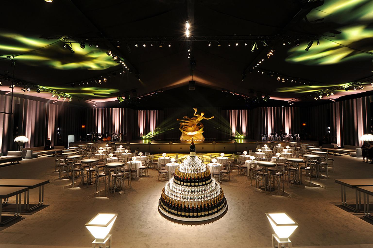 TiffanyBlueBookBallinterior.jpg