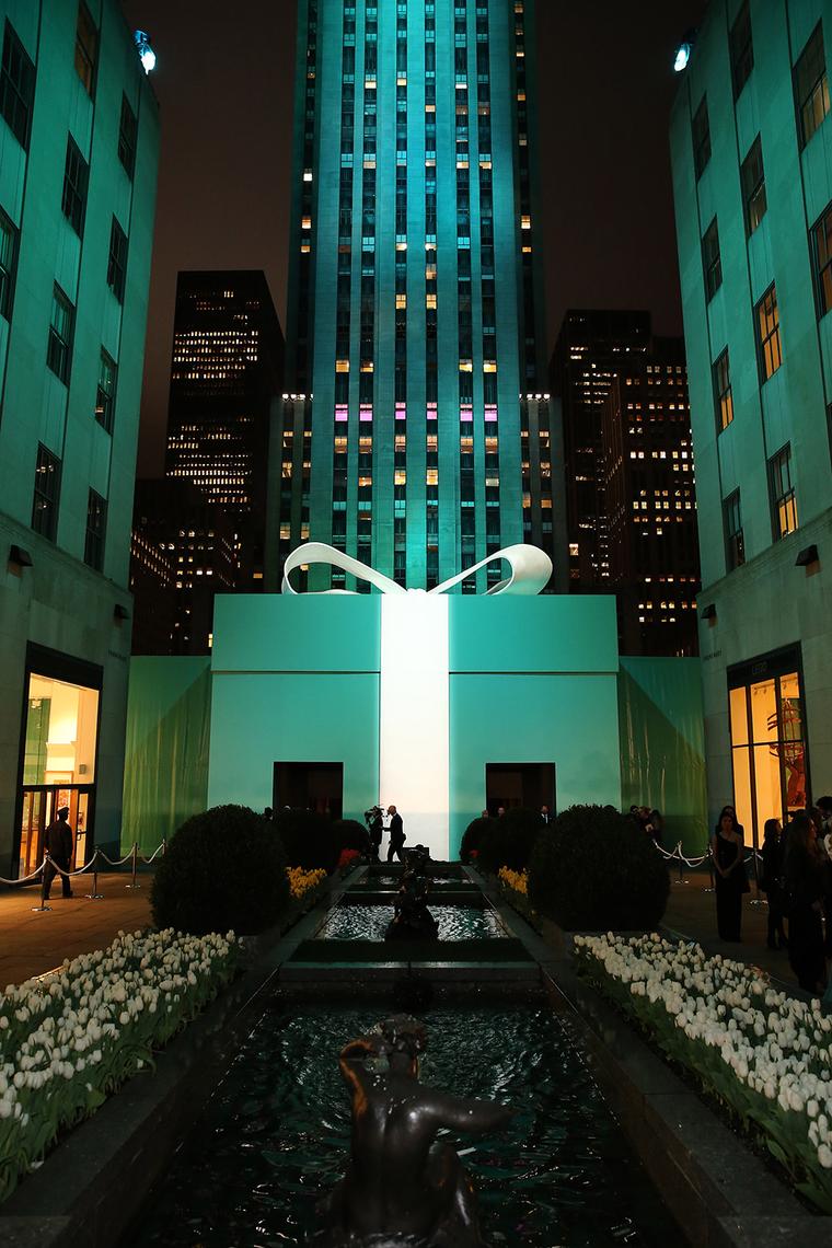 Tiffany s star studded Blue Book Ball in New York The Jewellery Editor