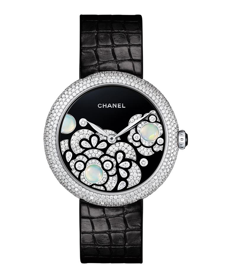 Mademoiselle-Prive-Petales-Camelia-Dial-FB-baselworld