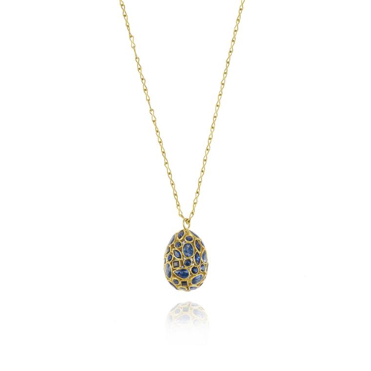 Pippa Small Sapphire egg pendant_zoom