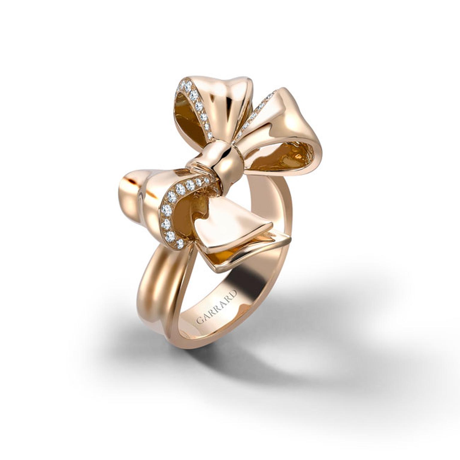 Garrard gold bow ring_main