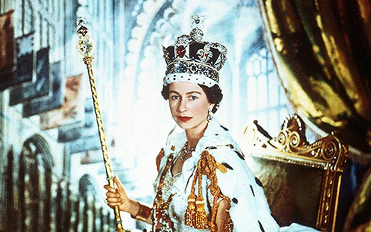 Queen Elizabeth II in Coronation Robes  Artist: Cecil Beaton  Date: June 1953  Credit line: copyright V&A images