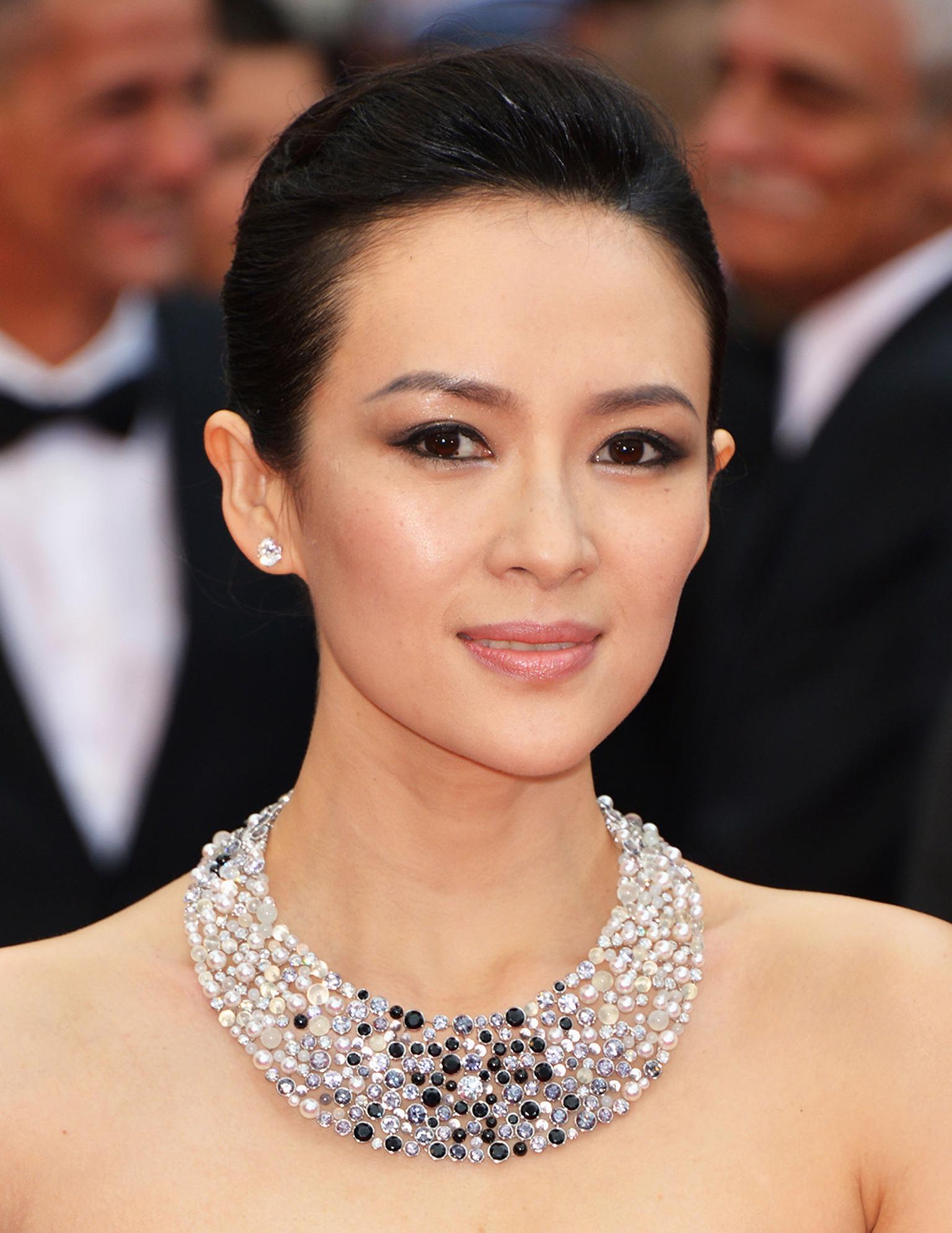 Zhang-ZiyiChanelDay2Cannes.jpg