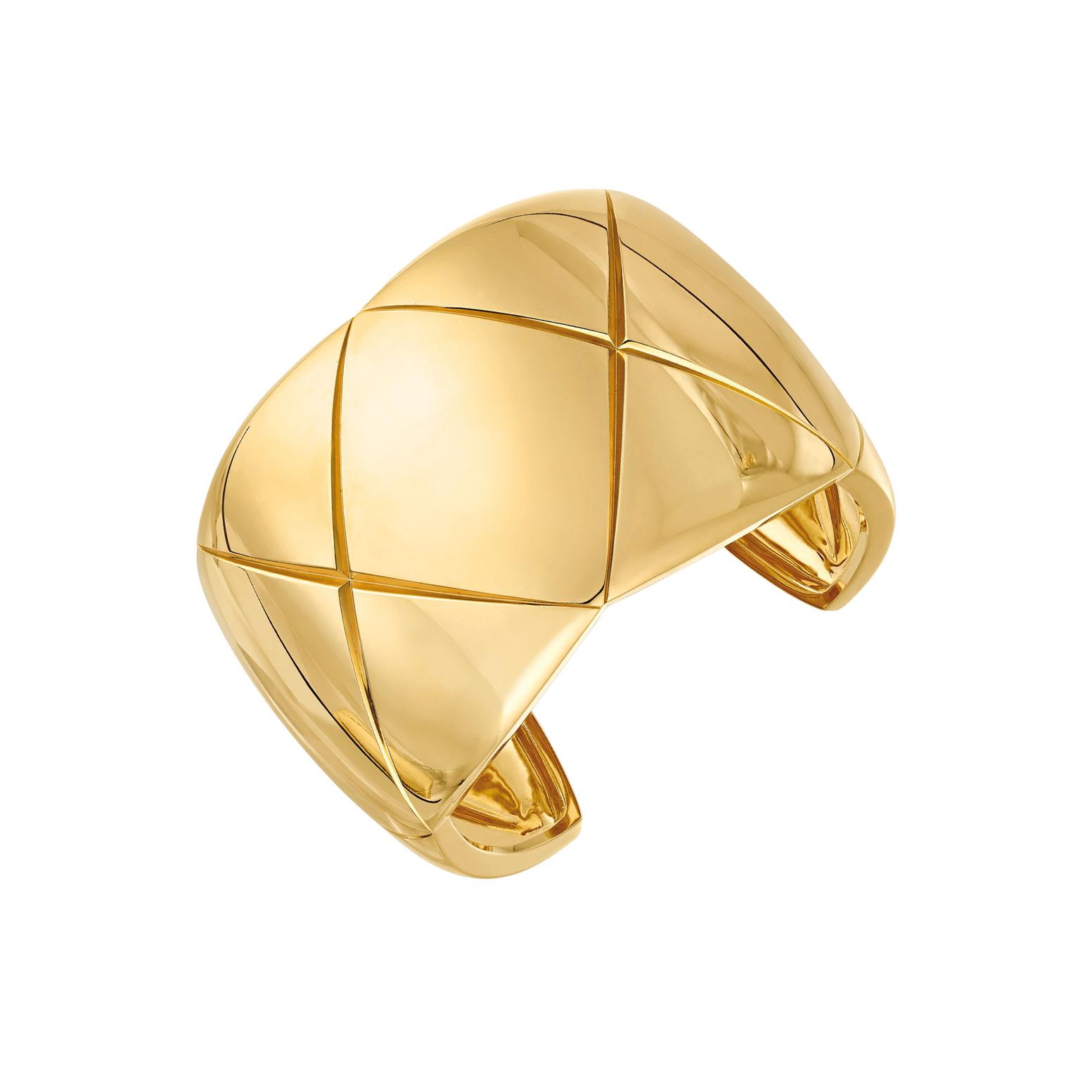 Chanel Coco Crush Yellow Gold Cuff_zoom