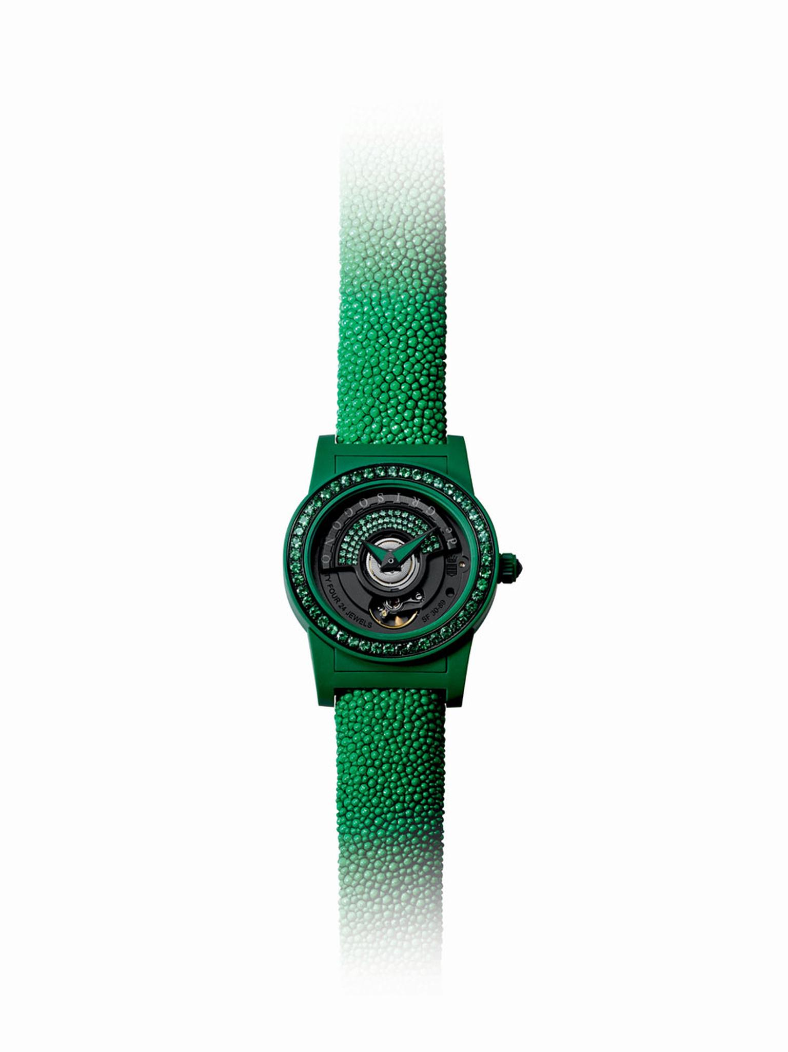 de GRISOGONO's 'Tondo by Night' watch, in forest green.