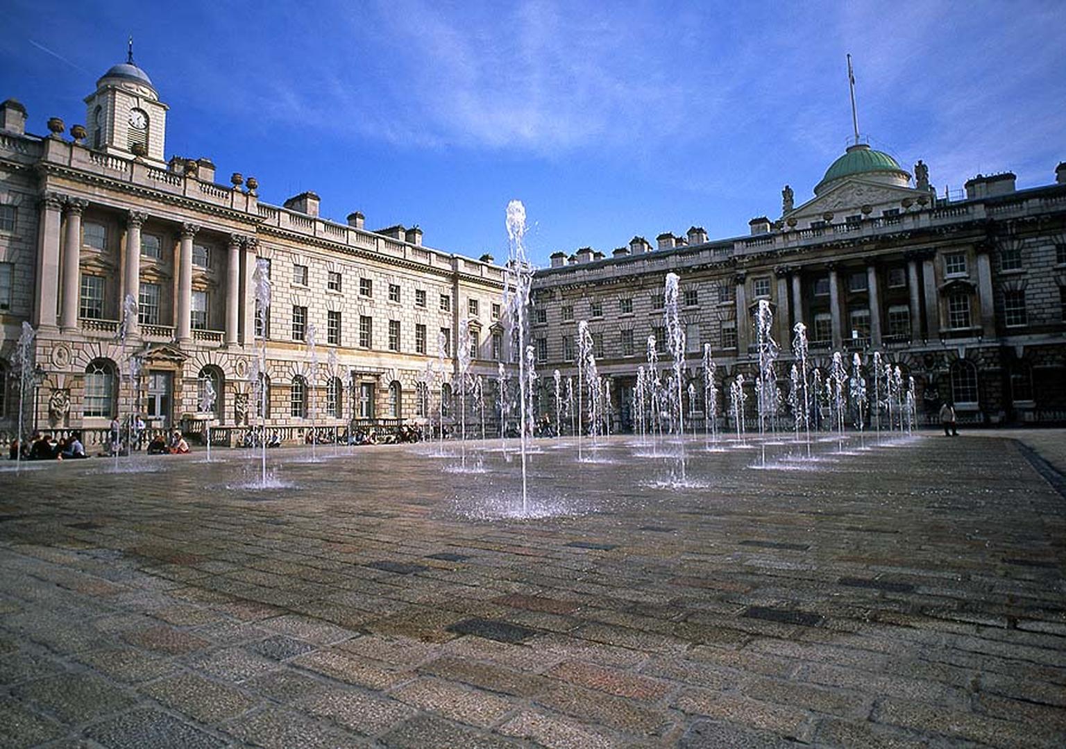 TreasureSomersetHouse003