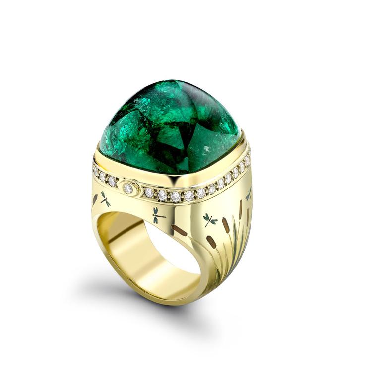 Theo Fennell yellow gold 'Kissing Frogs' ring with a 42.66ct emerald from Gemfields' mine in Zambia.