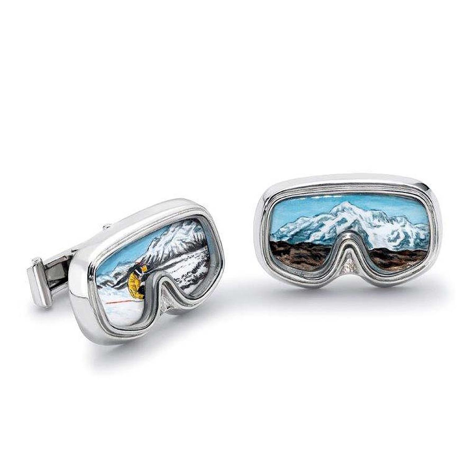 TheoFennellcufflinks2editorial004.jpg