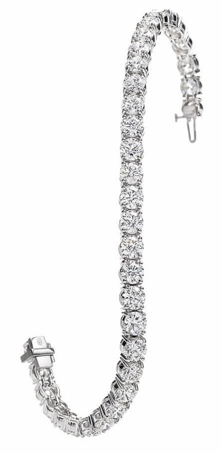 Harry-Winston-Round_Diamond_Straight_Line_Bracelet