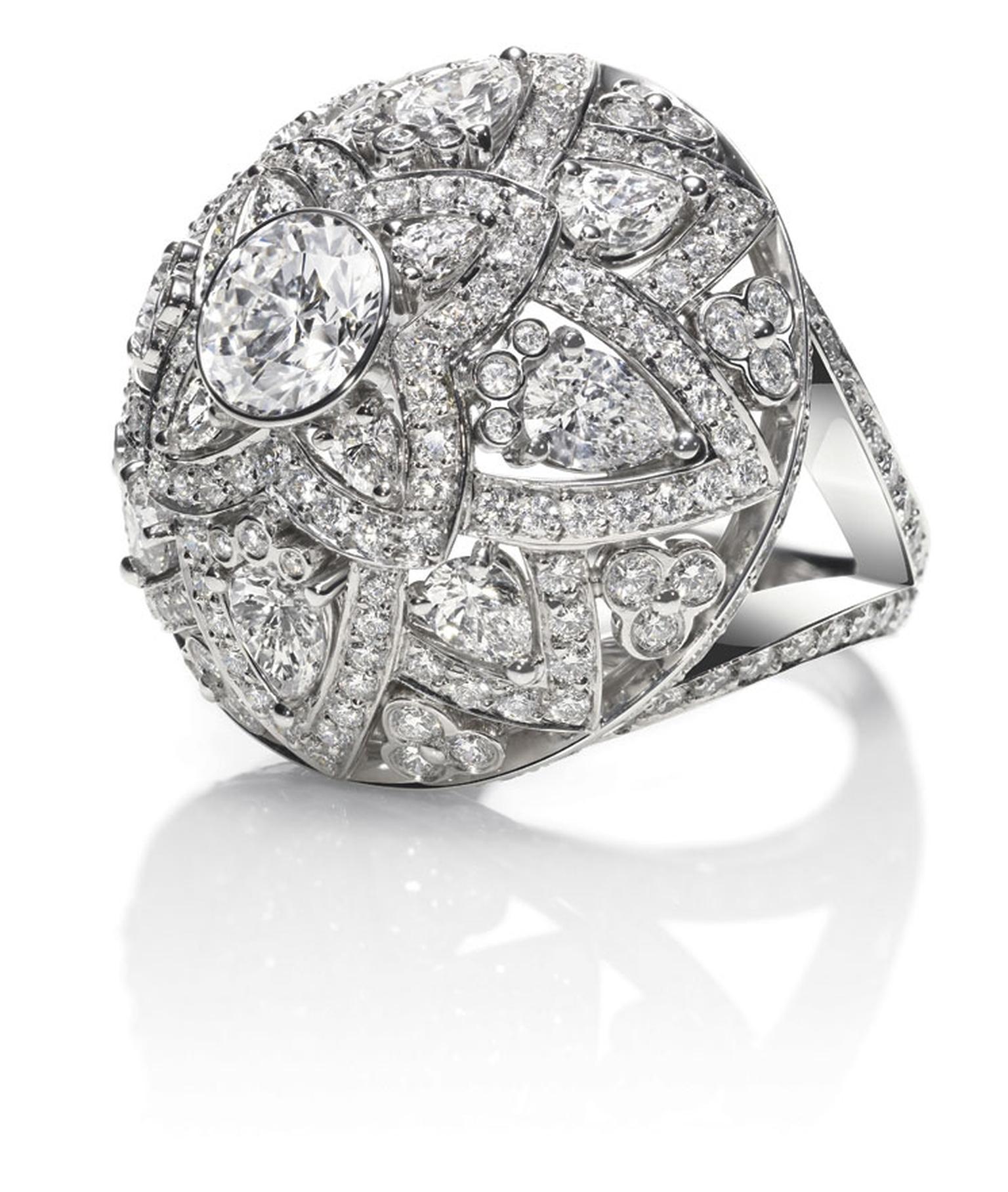 Harry-Winston_INDIA_LOTUS-RING