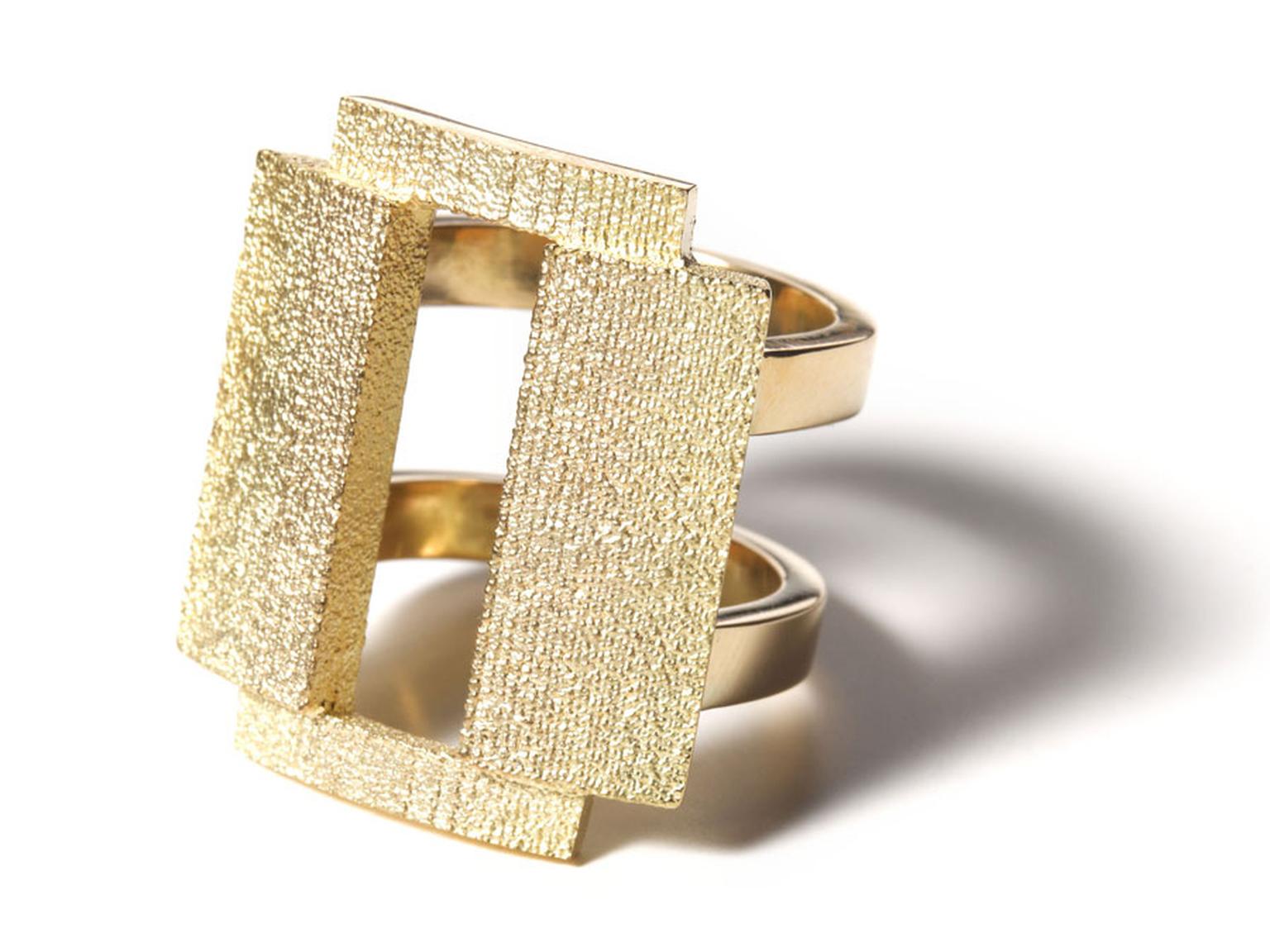 Alexandra-Jefford-The-Fonts-OAKLAND-18ct-gold