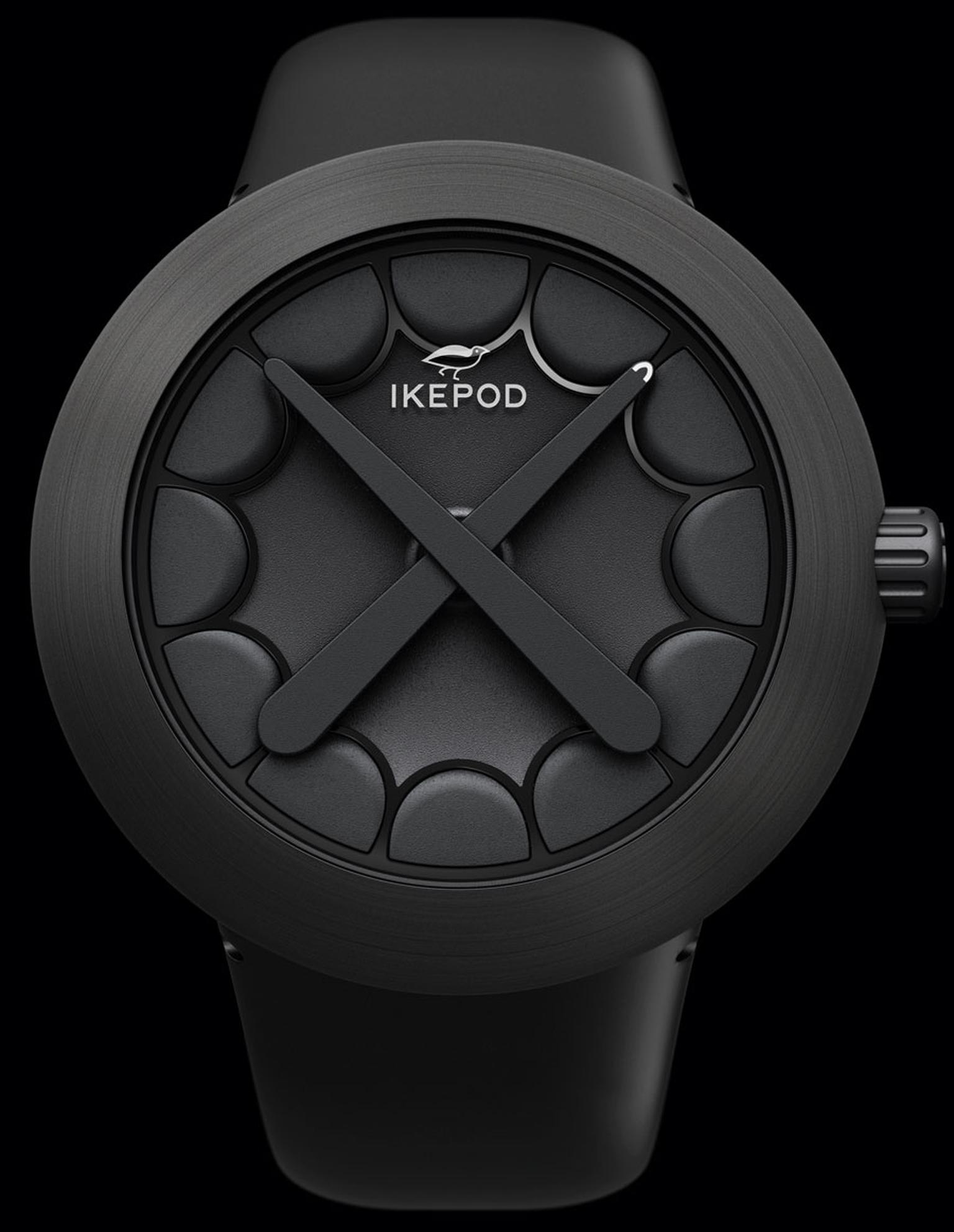 Ikepod KAWS black