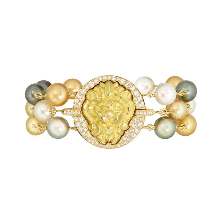Pearl jewellery has shed its fusty image and become fashionable once again