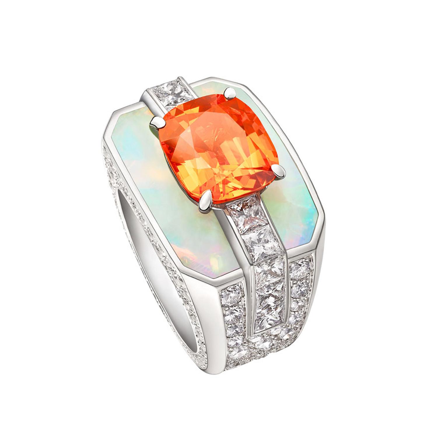 Louis Vuitton white gold ring, set with a mandarin garnet, opals and diamonds, from the Chain Attraction collection