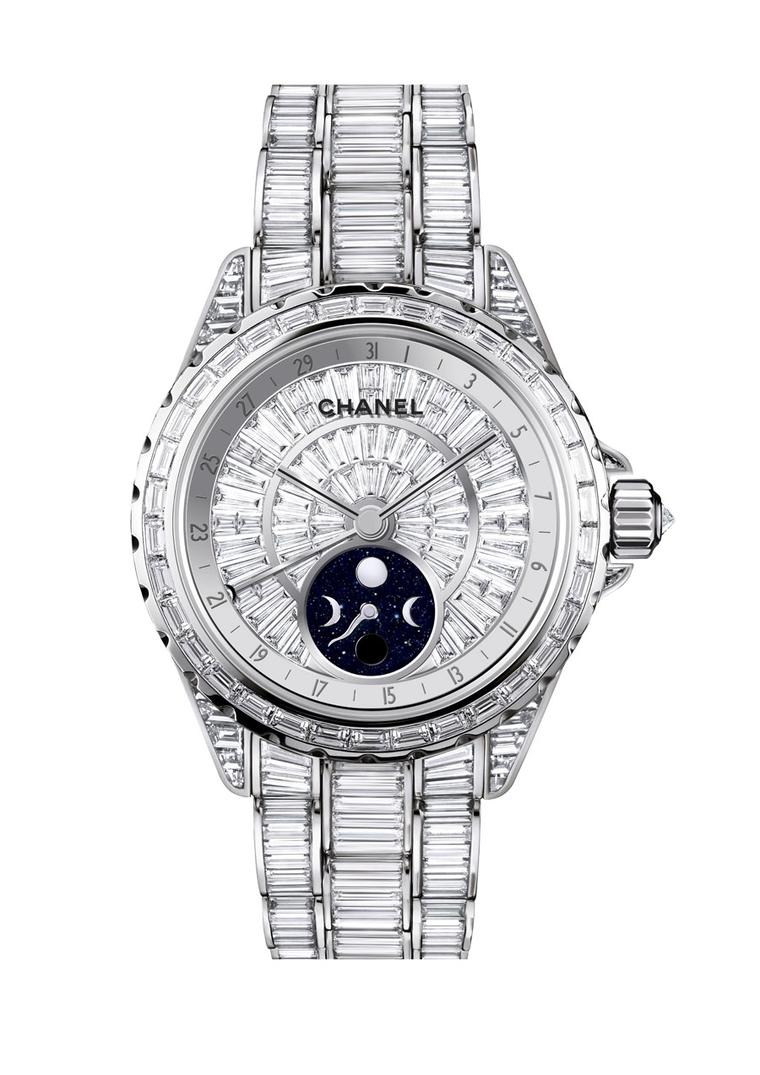 chanel moon