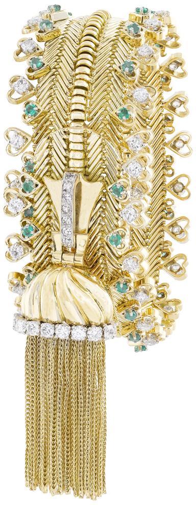 Van Cleef and Arpels exhibits historic pieces from its archives at the ...