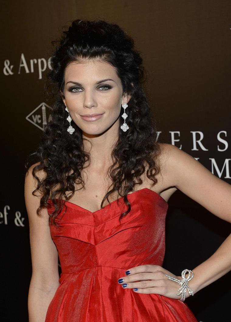 AnnaLynneMcCordVanCleefexhibition