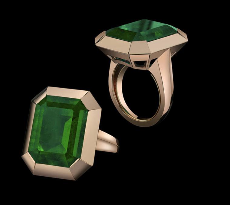 Style of Angelina emerald ring