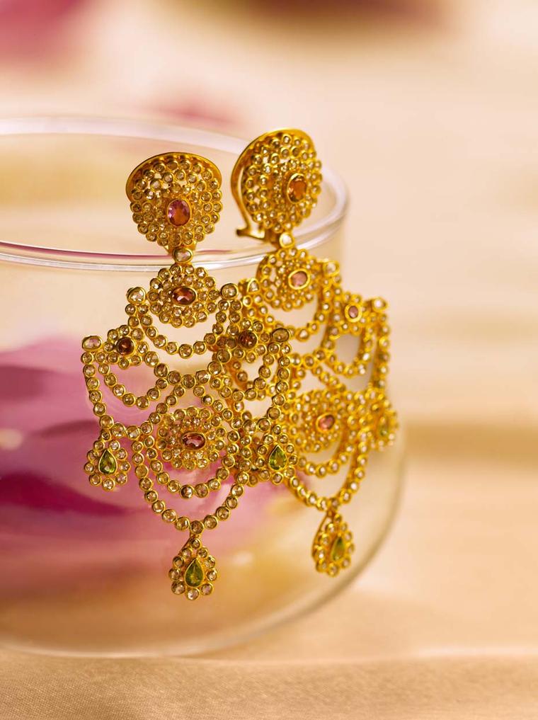 Tanishq the Indian wedding jeweller unveils the new ...