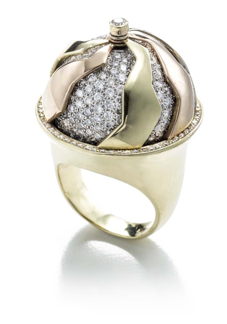 Kara Ross Pangea ring in yellow gold and rose gold with diamonds