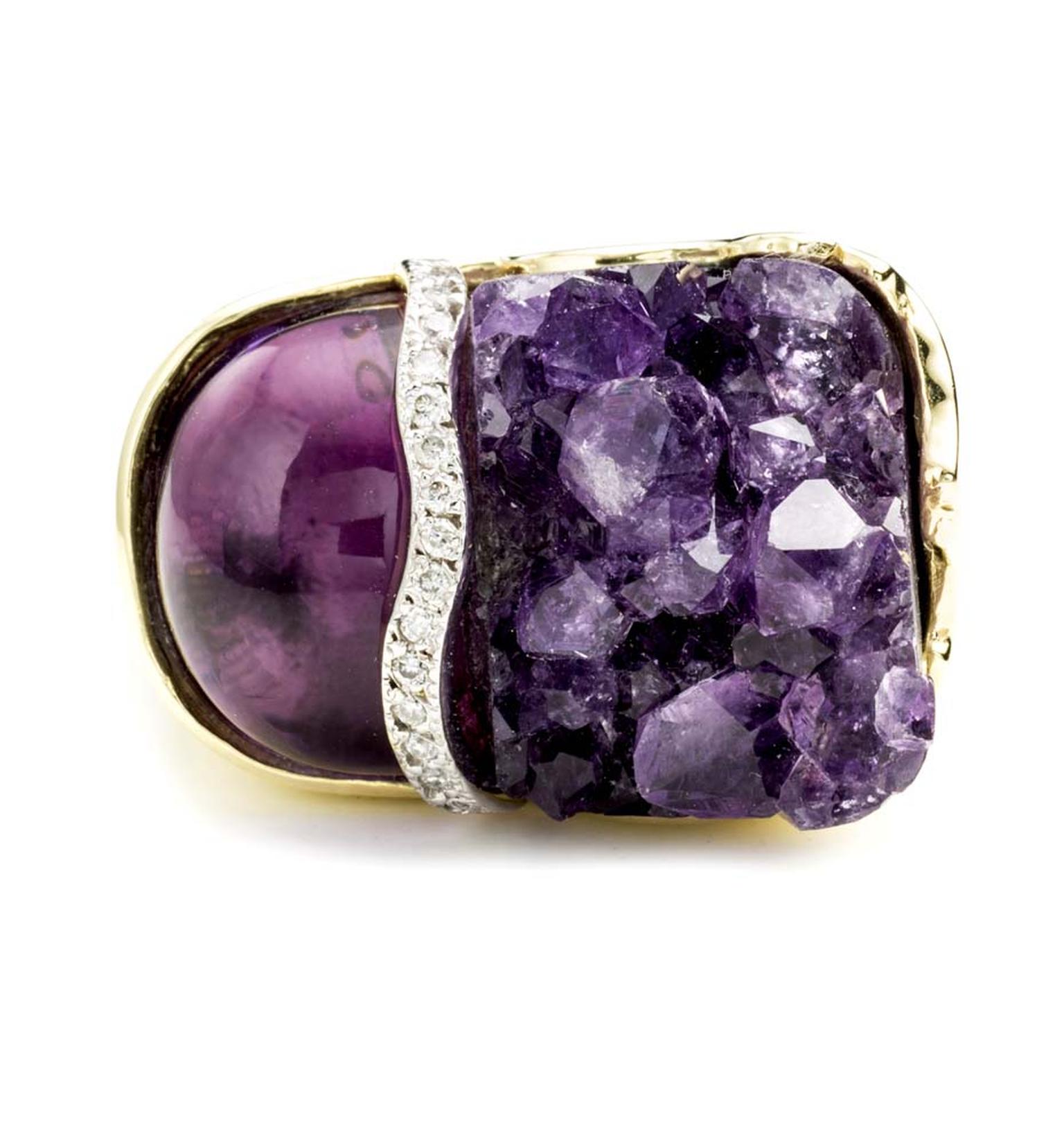 Kara Ross loves the juxtaposition of rough and smooth gemstones