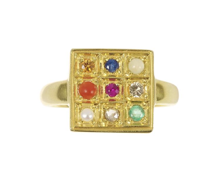 Pippa Small Navaratna ring in yellow gold with multi-coloured gemstones