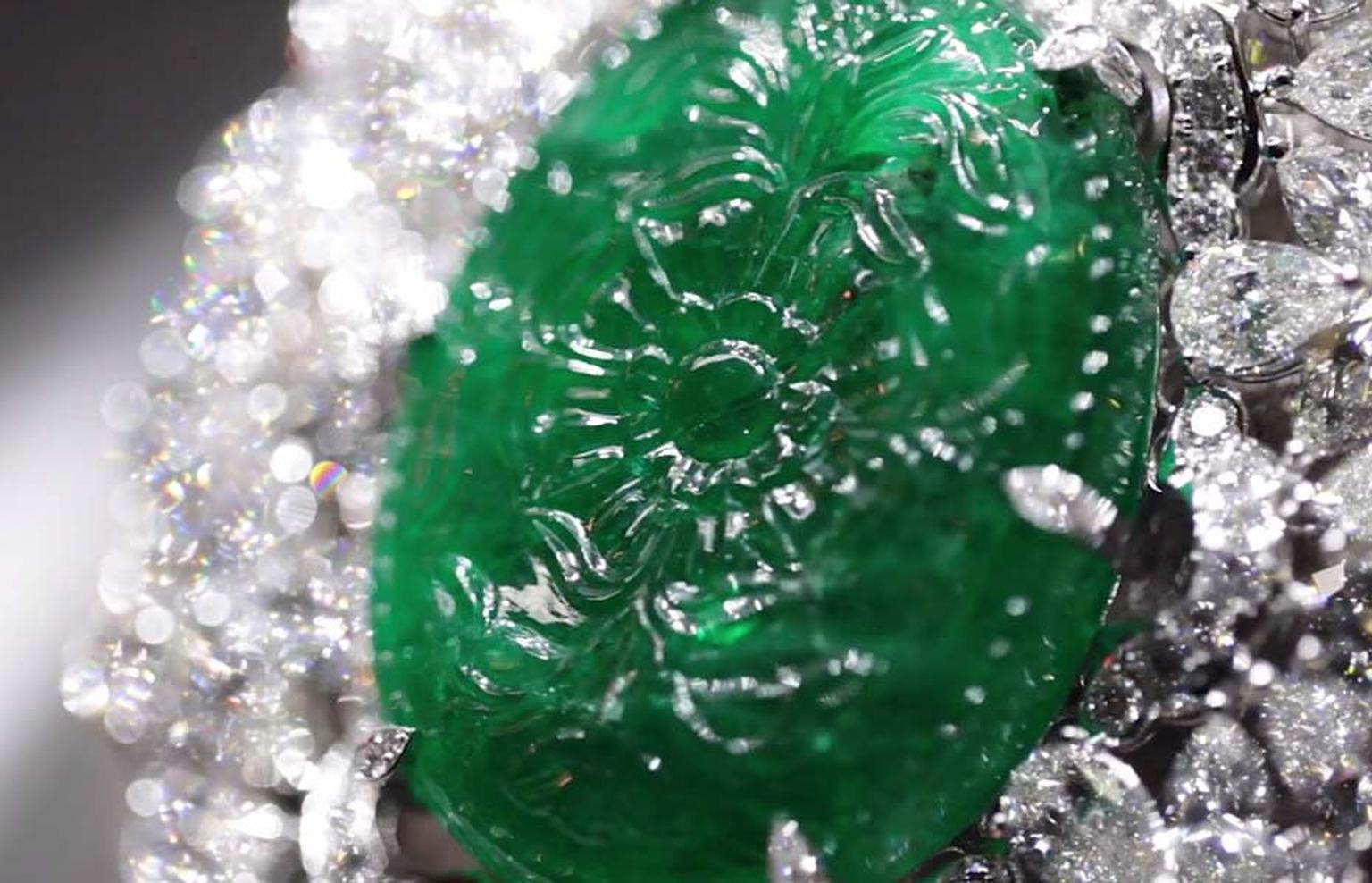 Graff 150ct emerald carving