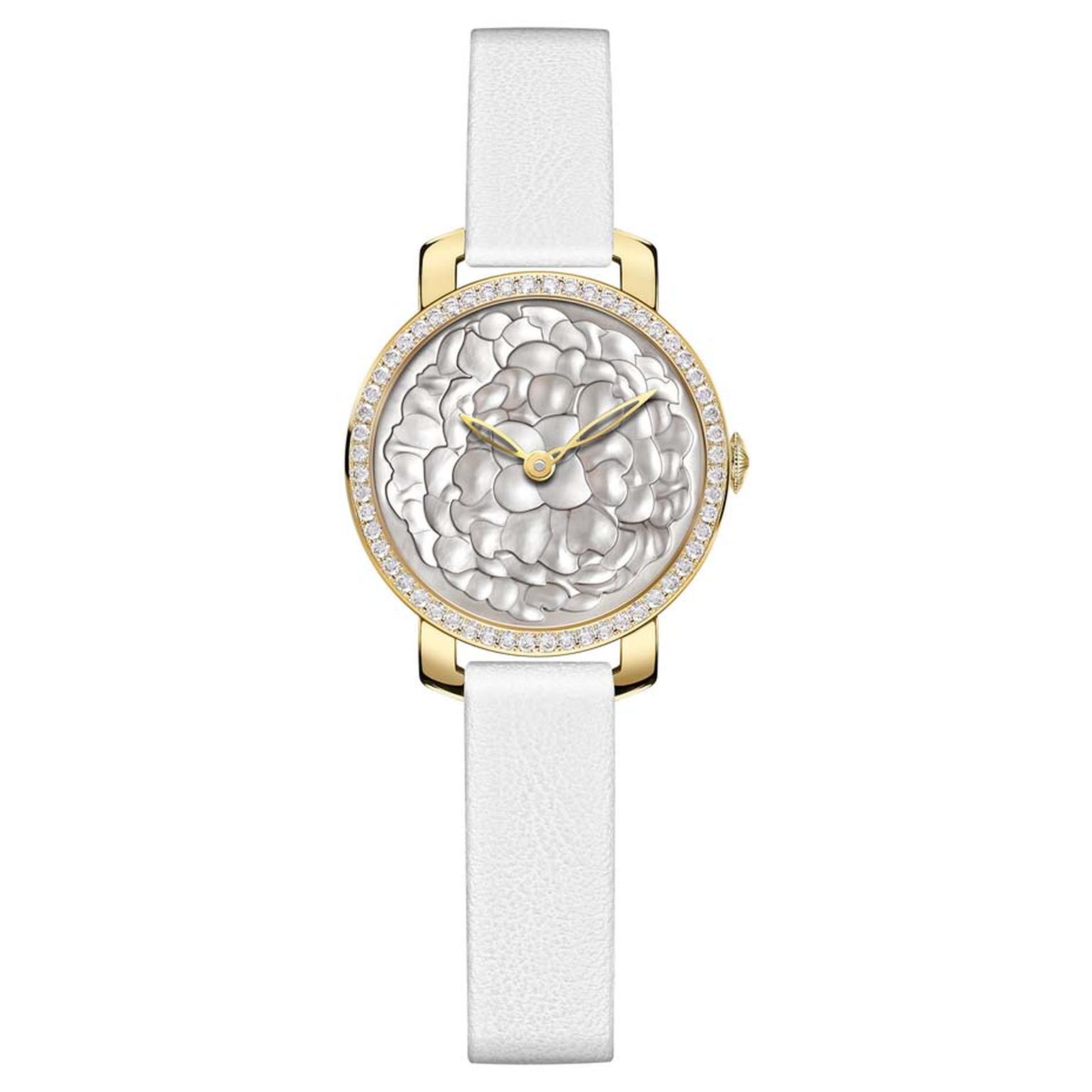 Chaumet Montres Pre´ciuses collection watch in yellow gold featuring a bezel with 56 brilliant-cut diamonds