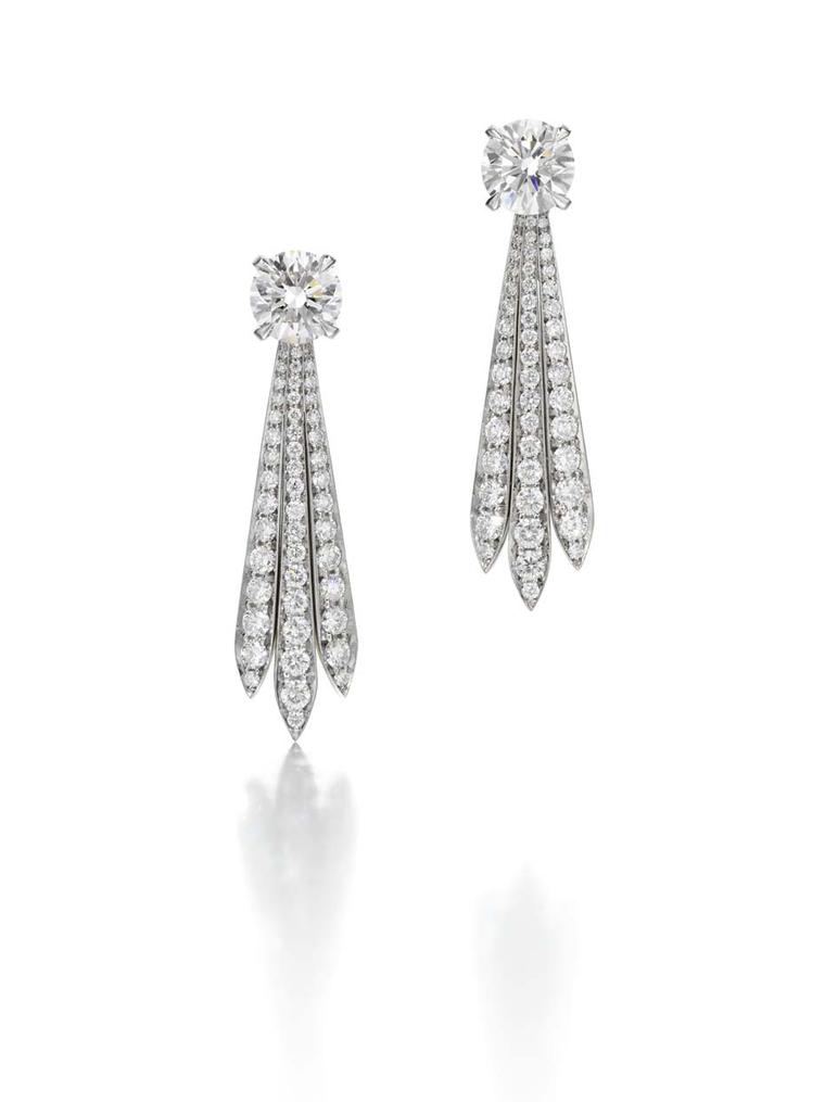 Jessica McCormack Mini Wheat Drop platinum earrings featuring ‘wheat’ diamonds elegantly hanging from two briliiant-cut diamonds
