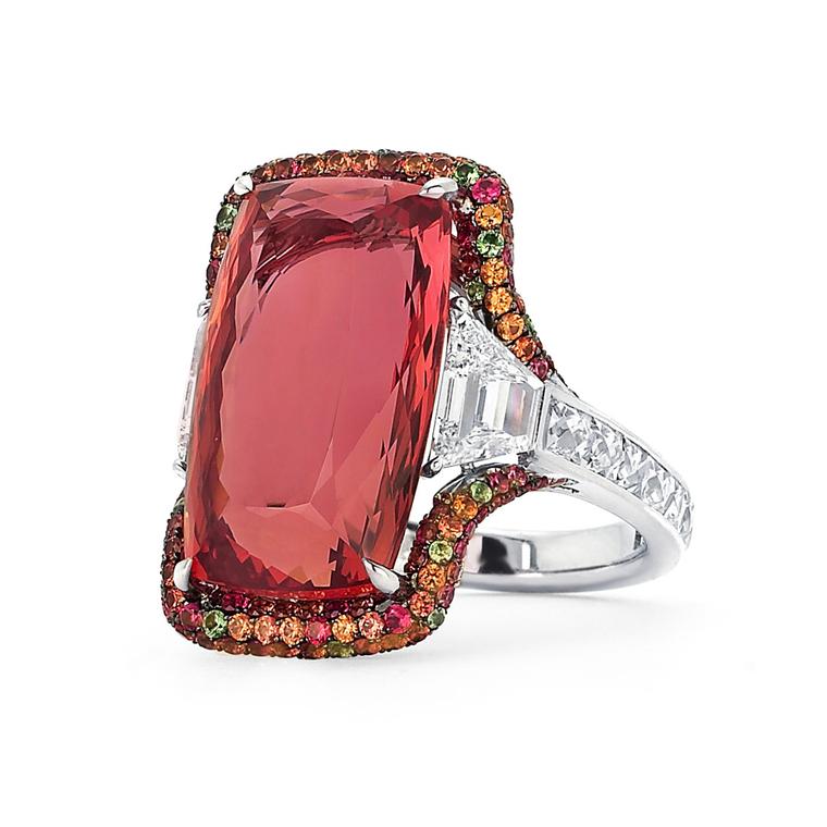 Martin Katz New York collection ring in white gold, set with an 18ct Imperial topaz